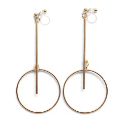 <img src=”comfortable-pierced-look-dangle-long-gold-threader-bar-circle-hoop-invisible-clip-on-earrings-miyabigrace-e5a4bee880b3e792b0-e5a4bee5bc8fe880b3e792b0-e382a4e383a4e383aa.jpg” alt=”pierced look and comfortable Comfortable and pierced look dangle gold bar hoop invisible clip on earrings by MiyabiGrace 耳環夾 ノンホールピアス 夾式耳環”/>