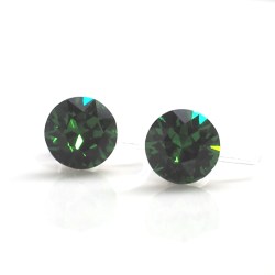 <img src=”dark-moss-green-emerald-swarovski-crystal-invisible-clip-on-earrings3.jpg” alt=”pierced look and comfortable dark moss green emerald swarovski crystal stud invisible clip on earrings”/>
