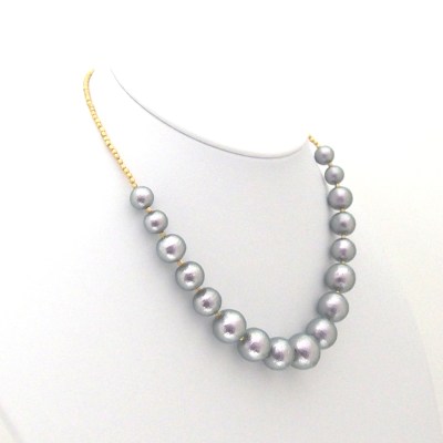 Graduated rich gray Japanese cotton pearl necklace