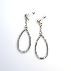 <img src=”minimalist-silver-hoop-invisible-clip-on-earrigs-dangle-hoop-clip-ons5.jpg” alt=”pierced look and comfortable Dangle Teardrop Silver Hoop Invisible Clip On Earrings”/>