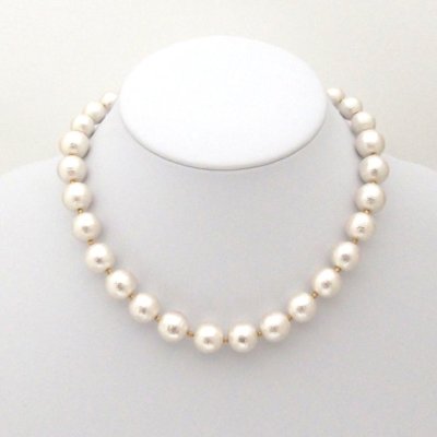 White Japanese cotton pearl necklace