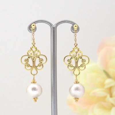 Rococo style White Japanese cotton pearl invisible clip on earrings