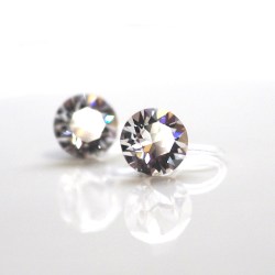 <img src=”swarovski-crystal-stud-invisible-clip-on-earrings-non-pierced-earrings16.jpg” alt=”pierced look and comfortable wedding and bridal swarovski crystal invisible clip on earrings”/>