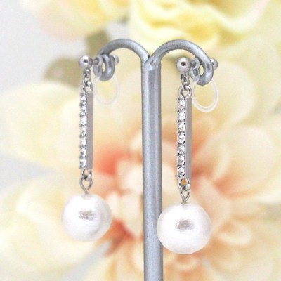 Crystal and white Japanese cotton pearl invisible clip on earrings