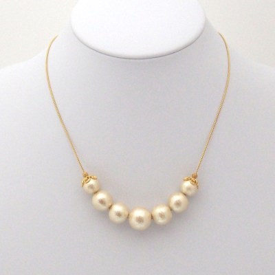 Princess style light beige Japanese cotton pearl necklace