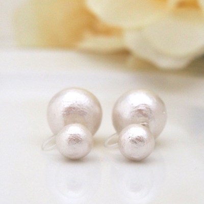  Double White Cotton Pearl Invisible Clip On Earrings_MiyabiGrace