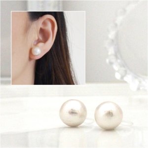 Japanese white cotton pearl invisible clip on earrings_MiyabiGrace