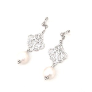 Silver rococo style white cotton pearl invisible clip on earrings_MiyabiGrace