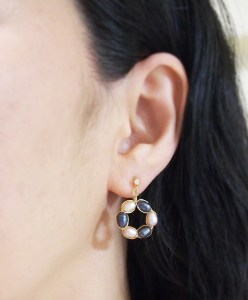 <img src=”dangle-pink-and-black-freshwater-pearl-circle-invisible-clip-on-earrings-miyabigrece-e6a8b9e88482e382a4e383a4e383aae383b3e382b0.jpg” alt=”pierced look and comfortable Pierced look and comfortable bridal wedding dangle pink navy freshwater pearl circle invisible clip on earrings 耳環夾 ノンホールピアス”/>