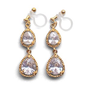 <img src=”bridal-wedding-comfortable-pierced-look-dangle-gold-double-teardrop-cubic-zirconia-cz-crystal-invisible-clip-on-earrings-miyabigrace-e5a4bee880b3e792b0-e5a4bee5bc8fe880b3e792b0.jpg” alt=”pierced look and comfortable Comfortable and pierced look bridal wedding dangle gold teardrop chandelier cubic zirconia cz crystal invisible clip on earrings bridal jewelry by MiyabiGrace 耳環夾 ノンホールピアス 夾式耳環”/>
