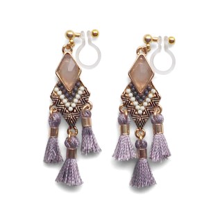 <img src=”pierced-look-comfortable-dangle-gray-rhinestone-tassel-boho-bohemian-invisible-clip-on-earrings-miyabigrace-e5a4bee880b3e792b0-e5a4bee5bc8fe880b3e792b0-e382a4e383a4e383a” alt=”pierced look and comfortable Comfortable and pierced look gray tassel with crystal bohemian ethnic invisible clip on earrings bridal jewelry by MiyabiGrace 耳環夾 ノンホールピアス 夾式耳環”/>