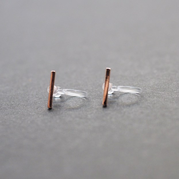 Comfortable-pierced-look-rose-gold-bar-Simple-Minimalist-Invisible-clip-on-stud-earrings-Miyabi-Grace (8).JPG